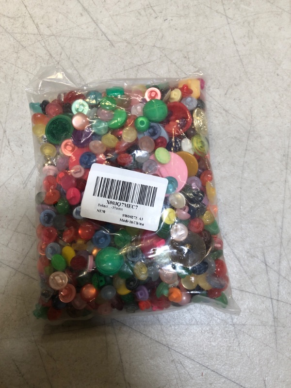 Photo 1 of 500 PCS Buttons for Crafts, Mixed Size and Color Buttons Assorted Resin Buttons Colored Buttons for Sewing, Crafting, Knitting, Baby Cardigans, DIY Handmade (9mm-35mm) Multicolored C