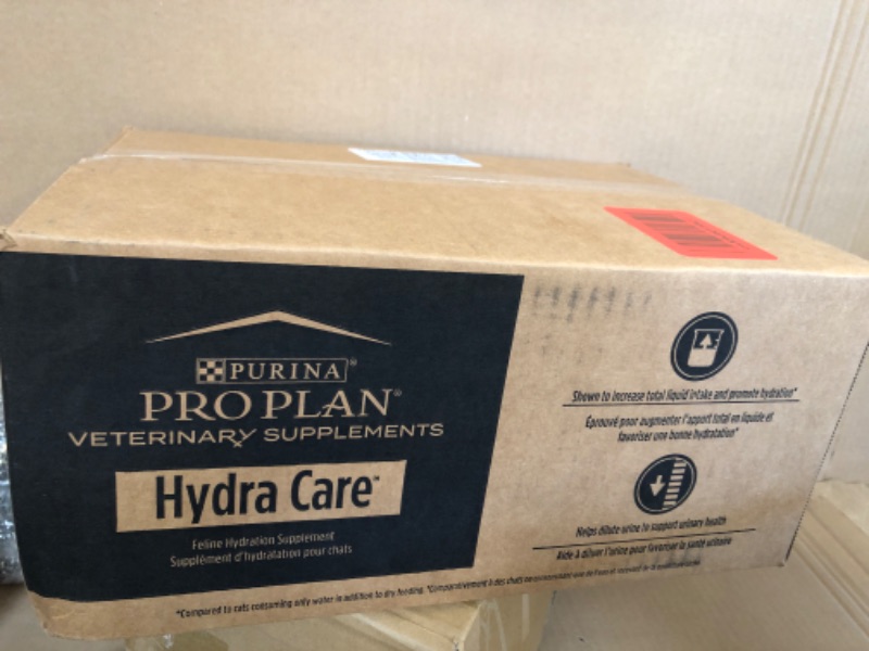 Photo 2 of Purina Pro Plan Veterinary Supplements Hydra Care Cat Supplements - (36) 3 oz. Pouches