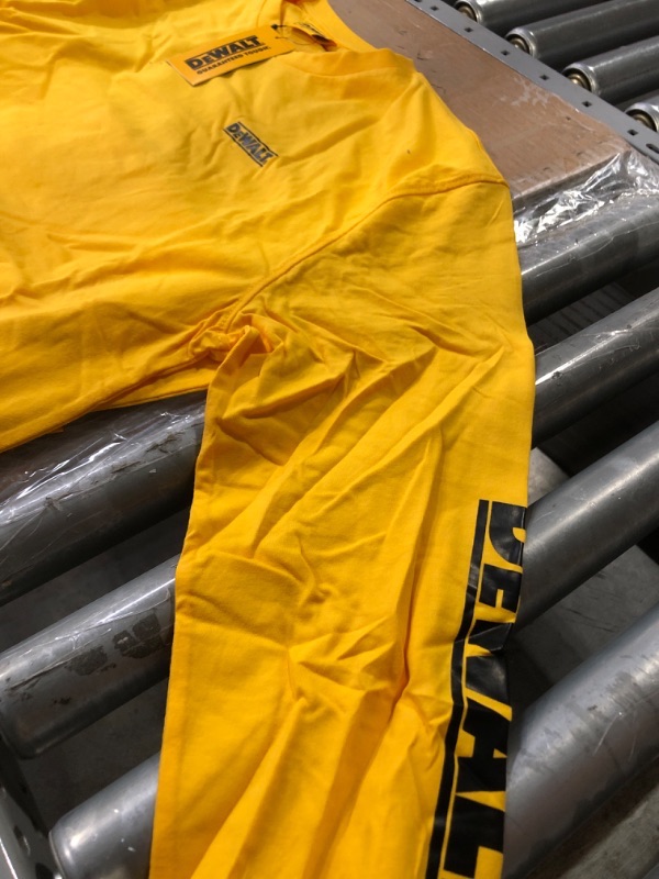 Photo 1 of DEWALT WORK Long Sleeve T-SHIRTS -Gold (3 XL, 1 XXL)