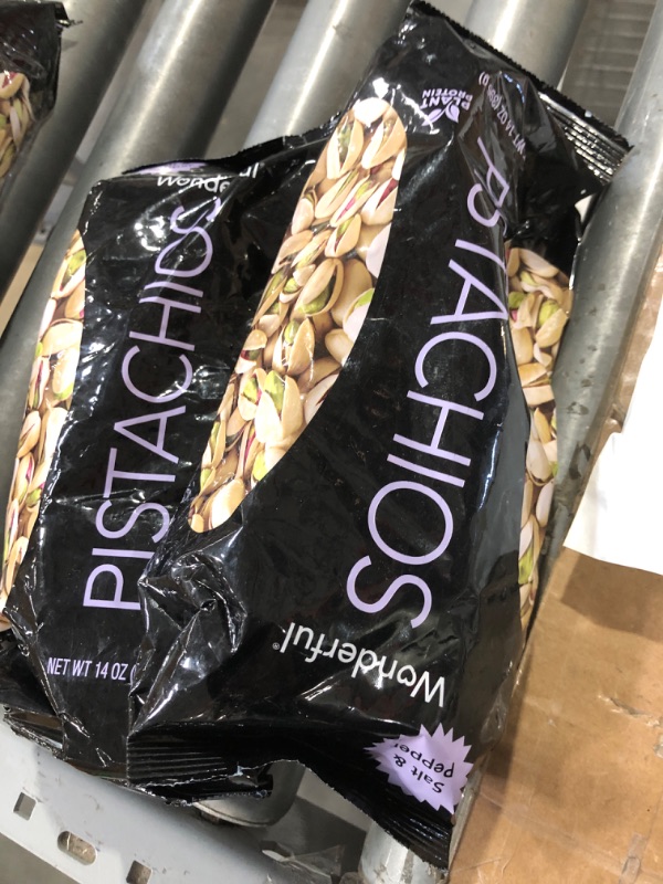 Photo 2 of ***BUNDLE PACK OF 2 NON REFUNDABLE BEST BY JUNE 6 2024**
Wonderful Pistachios In Shell, Salt & Pepper, 14 Ounce Resealable Bag, Healthy Snack, Protein Snack, Pantry Staple (14 oz) Salt & Pepper 14 Ounce (Pack of 1)