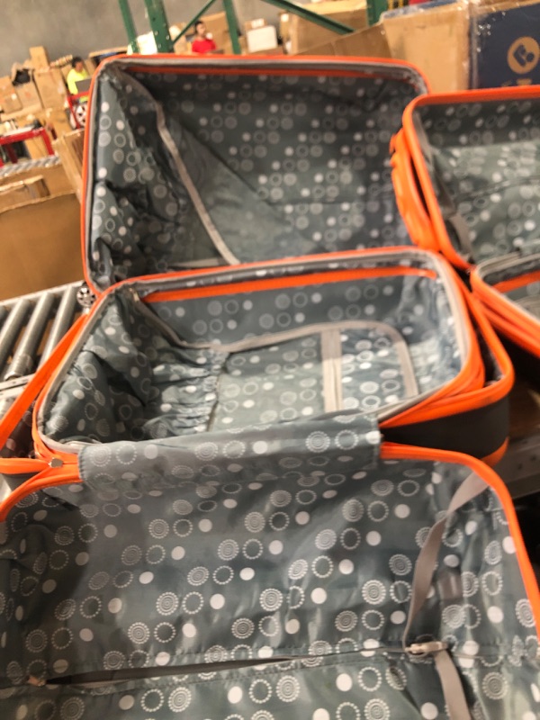 Photo 3 of **MINOR SCRATCHES/MISSING MIDDLE SIZED ONE**  Rockland London Hardside Spinner Wheel Luggage, Charcoal, 3-Piece Set (20/24/28) 3-Piece Set (20/24/28) Charcoal