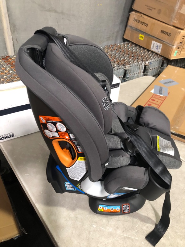 Photo 5 of ***USED - DIRTY - LIKELY MISSING PARTS - UNABLE TO VERIFY FUNCTIONALITY***
Graco® Turn2Me™ 3-in-1 Car Seat, Manchester
