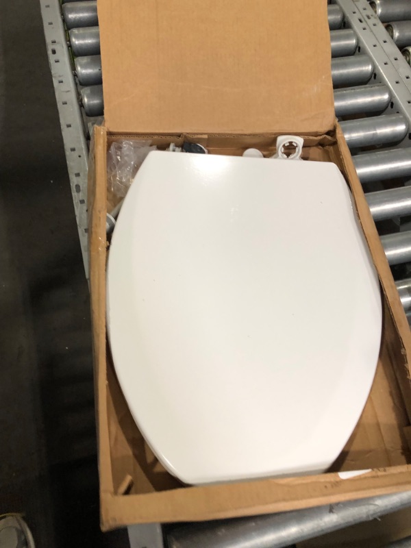 Photo 4 of *** UNKNOWN MISSING PARTS | MINOR DAMAGE *** Bemis 1500EC 390 Toilet Seat 