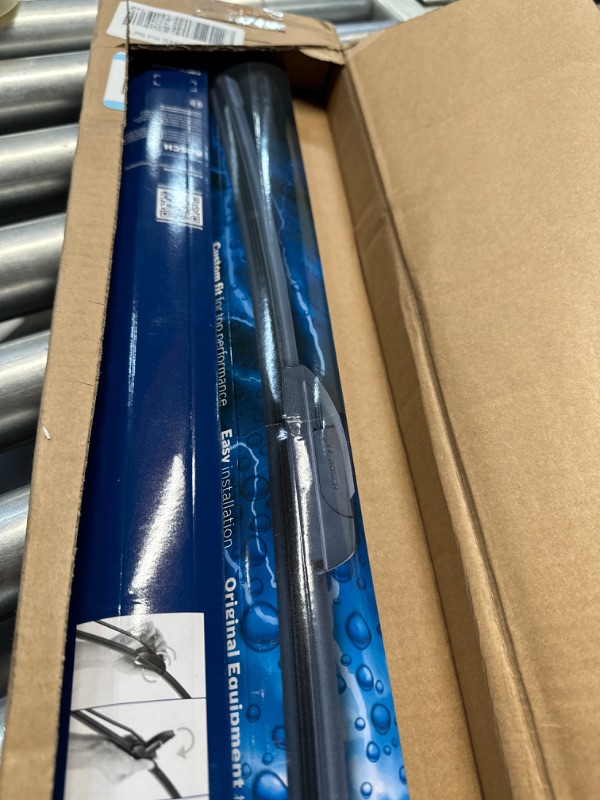 Photo 2 of BOSCH ICON 26A17A Driver & Passenger Side Premium Beam Wiper Blades - Set of 2 Combo Pack (26A & 17A) 26A and 17A Frustration Free Combo Wiper Blades