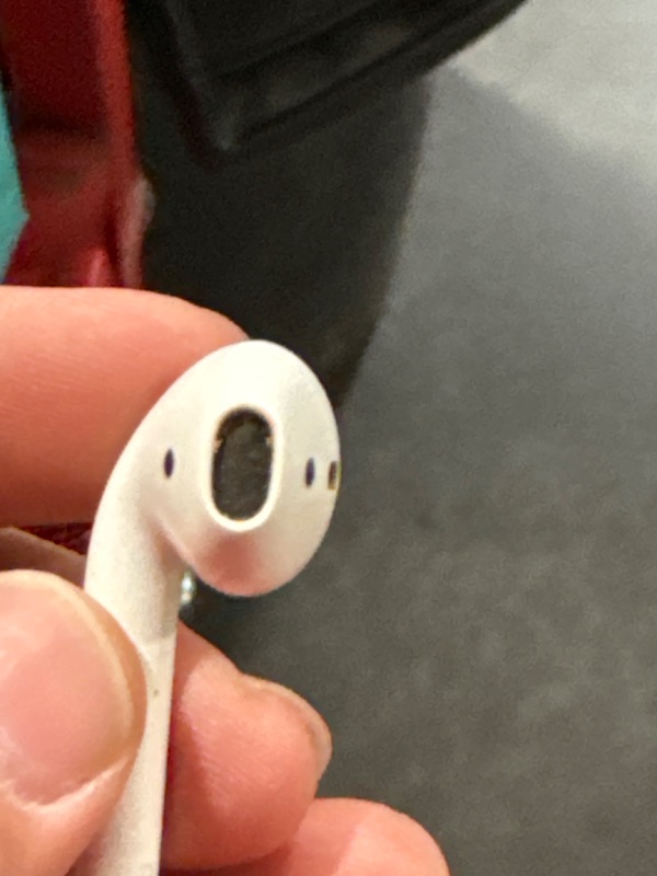 Photo 4 of Apple AirPods with Charging Case (Latest Model)