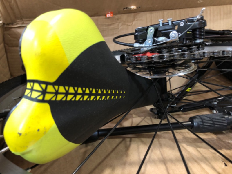 Photo 1 of ***USED - NOT ASSEMBLED - LIKELY MISSING PARTS - UNABLE TO VERIFY FUNCTIONALITY***
Hiland 26 Inch Women’s Mountain Bike, 21 Speed Steel Frame Adult Bicycle, Man MTB Bikes with Suspension Fork, Green Yellow Black