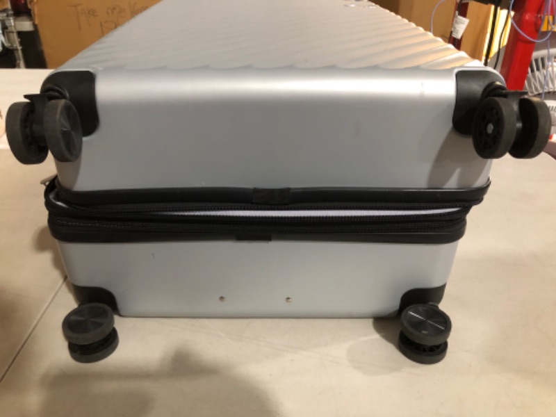 Photo 13 of ***MAJOR DAMAGE TO LARGE*PULL HANDLE NROKEN*MINOR DAMAGE TO ALL*SCUFFS /WEAR*PICTURED***
LUGGEX 3 Piece Luggage Sets with Spinner Wheels - 100% Polycarbonate Expandable Hard Suitcases with Wheels - Travel Luggage TSA Approve (Silver, 20/24/28) - COMBINATI