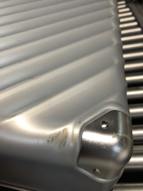 Photo 5 of ***MAJOR DAMAGE TO LARGE*PULL HANDLE NROKEN*MINOR DAMAGE TO ALL*SCUFFS /WEAR*PICTURED***
LUGGEX 3 Piece Luggage Sets with Spinner Wheels - 100% Polycarbonate Expandable Hard Suitcases with Wheels - Travel Luggage TSA Approve (Silver, 20/24/28) - COMBINATI