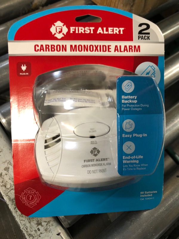 Photo 3 of only 1 First Alert Plug-In w/Battery Back-up Electrochemical Carbon Monoxide Detector