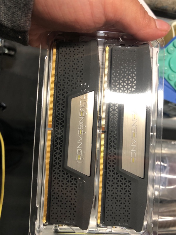 Photo 3 of CORSAIR VENGEANCE DDR5 RAM 64GB (2x32GB) 6000MHz CL40 Intel XMP iCUE Compatible Computer Memory - Black (CMK64GX5M2B6000C40) 64GB (2x32GB) Black