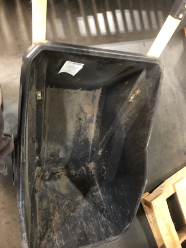 Photo 1 of (see images for damage) Gorilla Carts 7-cu ft Poly Yard Cart GCR-7S