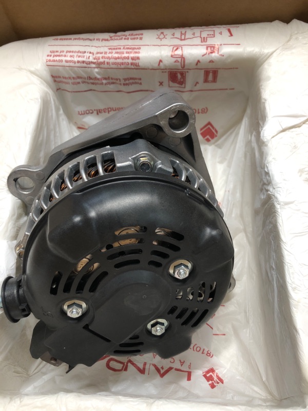 Photo 3 of ACDelco GM Genuine Parts 84143543 Alternator