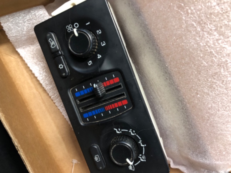 Photo 1 of Dorman 599-001 Remanufactured Climate Control Module Compatible with Select Cadillac / Chevrolet / GMC Models (OE FIX)