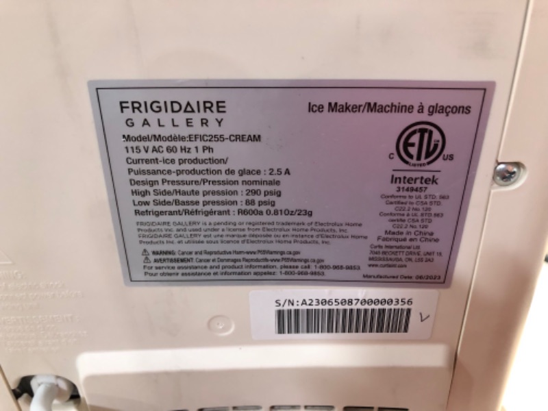 Photo 3 of ***USED - DAMAGED - LEAKS WATER - LIKELY MISSING PARTS***
FRIGIDAIRE Gallery EFIC255 Countertop Crunchy Chewable Nugget Ice Maker, 44lbs per Day, Auto Self Cleaning, 2.0 Gen,tan- Nugget Ice