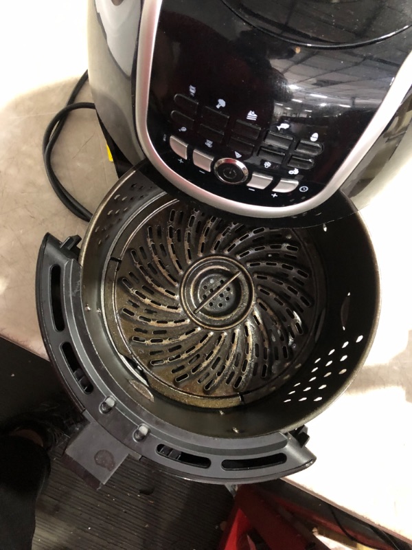 Photo 8 of ***HEAVILY USED - COVERED IN GREASE - POWERS ON - UNABLE TO TEST FURTHER***
Ninja AF101 Air Fryer that Crisps, Roasts, Reheats, & Dehydrates, for Quick, Easy Meals, 4 Quart Capacity, & High Gloss Finish, Black/Grey 4 Quarts