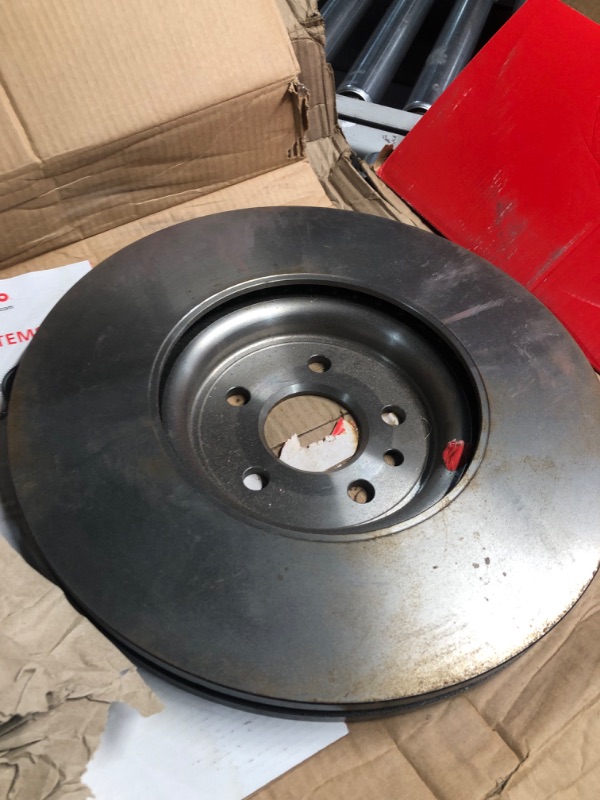 Photo 2 of Brembo 09.D064.21 UV Coated Pillar Vented Brake Rotor JAGUAR/LAND ROVER OE# T4A2343