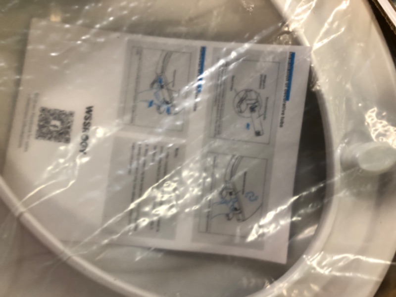 Photo 3 of ***USED - LIKELY MISSING PARTS - UNABLE TO VERIFY FUNCTIONALITY***
Toilet seat Round with Slow Close Hinges, Four Bumpers Never Loosen and Easily Remove, Two Sets of Parts, Plastic, White Toilet seat Round , Slow Close, Never Loosen and Easily Remove, Pla