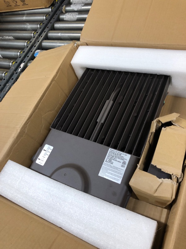 Photo 2 of Xbuyee 300W LED Parking Lot Light with Dusk to Dawn Photocell, Outdoor Dimmable Area Lights with Trunnion Mount, 39000LM 5000K Daylight 100-277V IP65, Power Selectable (300W/240W/200W) ETL
