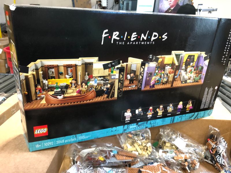 Photo 4 of LEGO Icons The Friends Apartments 10292 Building Set for Adults (2048 Pieces) Standard Packaging