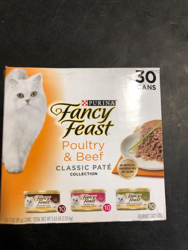 Photo 2 of Fancy Feast Poultry and Beef Feast Classic Pate - (30) 3 oz. Cans