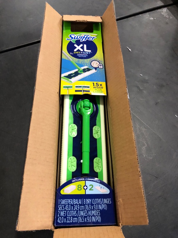 Photo 2 of SWIFFER XL MOP KIT