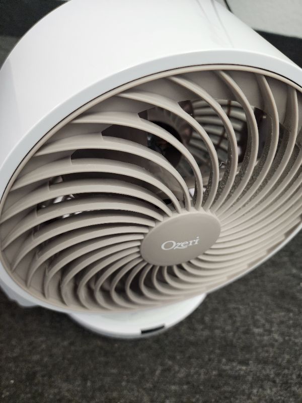 Photo 2 of Ozeri Brezza III Dual Oscillating 10" High Velocity Desk Fan,White