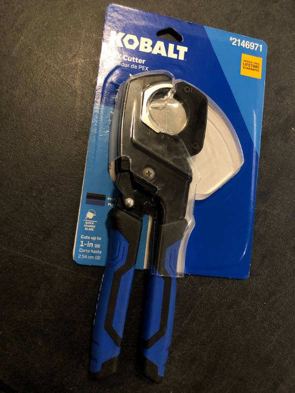 Photo 2 of Kobalt Up to 1 IN-IN PEX Cutter Pipe Cutter 59087