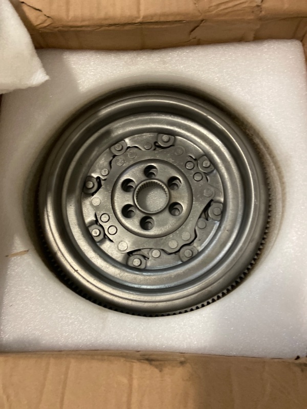 Photo 2 of Dual Mass Flywheel - with Wet Clutch - Compatible with 2009-2010 Volkswagen Jetta TDI 2.0L 4-Cylinder