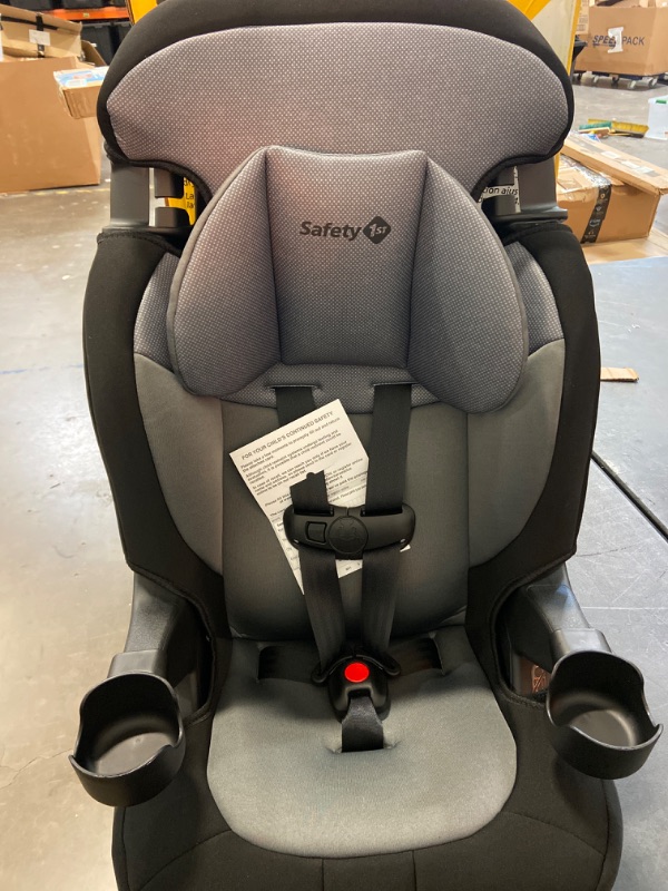 Photo 2 of Safety 1st Grand 2-in-1 Booster Car Seat, Extended Use: Forward-Facing with Harness, 30-65 pounds and Belt-Positioning Booster, 40-120 pounds, High Street