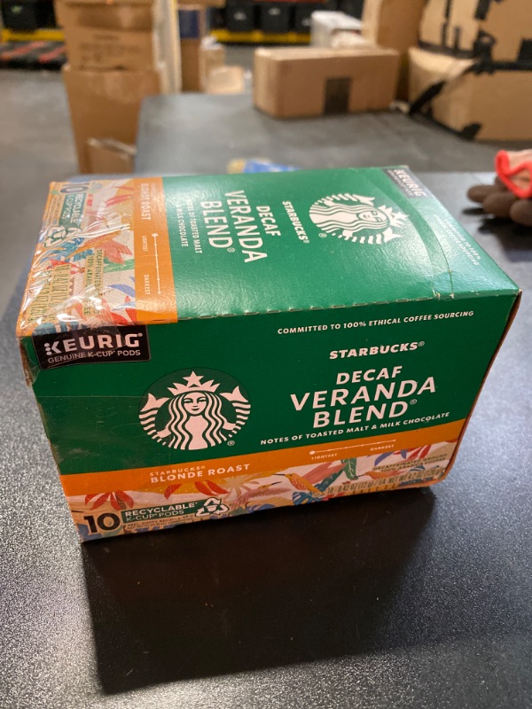 Photo 2 of Starbucks K-Cup Coffee Pods—Starbucks Blonde Roast Coffee—Decaf Veranda Blend—100% Arabica—1 box (10 pods) Unflavored 10 Count (Pack of 1)