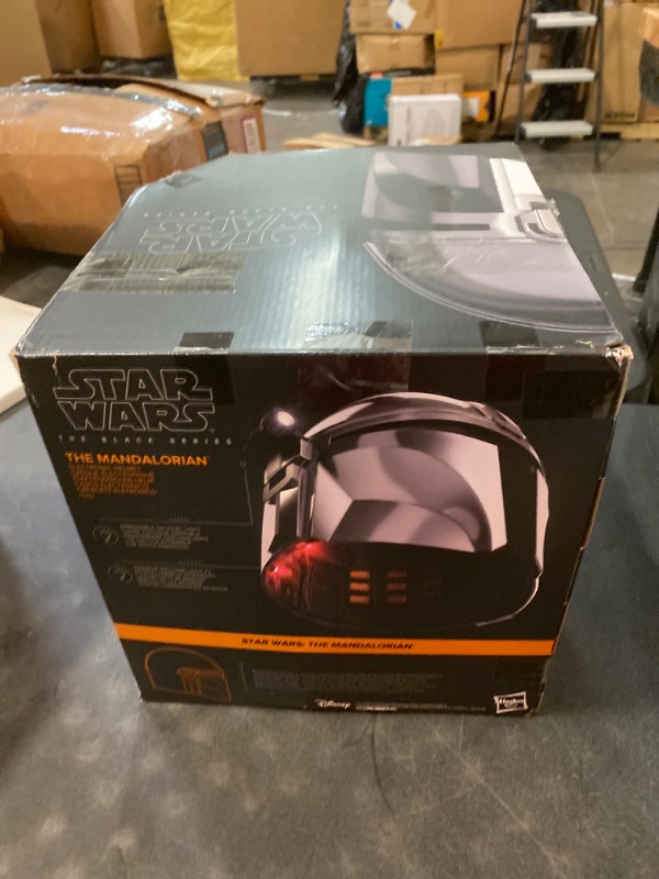 Photo 3 of STAR WARS The Black Series The Mandalorian Premium Electronic Helmet Roleplay Collectible, Toys for Kids Ages 14 and Up
