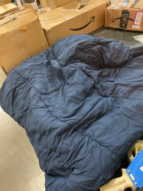 Photo 1 of Utopia Bedding Comforter Duvet Insert - Quilted Comforter with Corner Tabs - Box Stitched Down Alternative Comforter (Queen, Navy)
