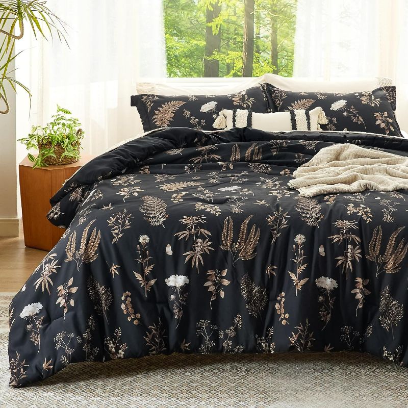 Photo 1 of Queen Comforter Set BROWN (PHOTO AS REFERENCE )