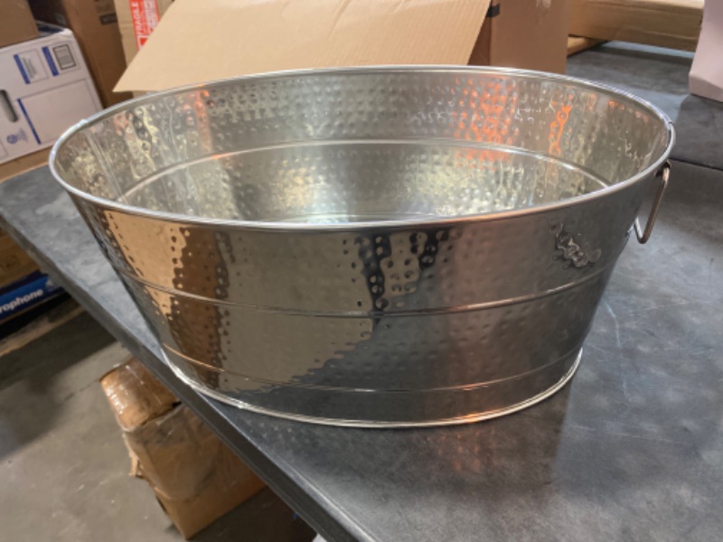 Photo 2 of Stainless Steel Beverage Tubs Large Ice (21X14X9")