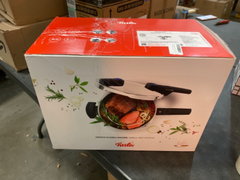 Photo 1 of Fissler Vitaquick Pressure Cooker, 6 L
