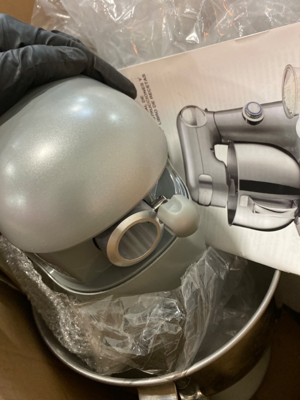 Photo 3 of Cuisinart Stand Mixer, 12 Speeds, 5.5-Quart Mixing Bowl, Chef's Whisk, Flat Mixing Paddle, Dough Hook, and Splash Guard with Pour Spout, Silver Lining, SM-50BC, Silver Lining
