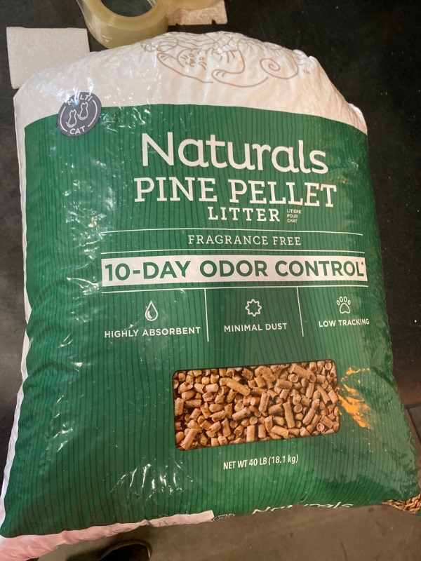 Photo 2 of ExquisiCat Naturals Multi-Cat Pine Pellet Cat Litter - Unscented, Low Dust, Low Tracking, Natural
