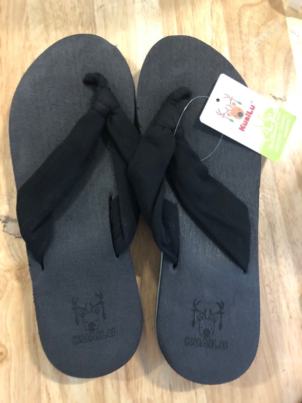 Photo 2 of KuaiLu Women's Yoga Foam Flip Flops with Arch Support Thong Sandals Non-Slip Size 9