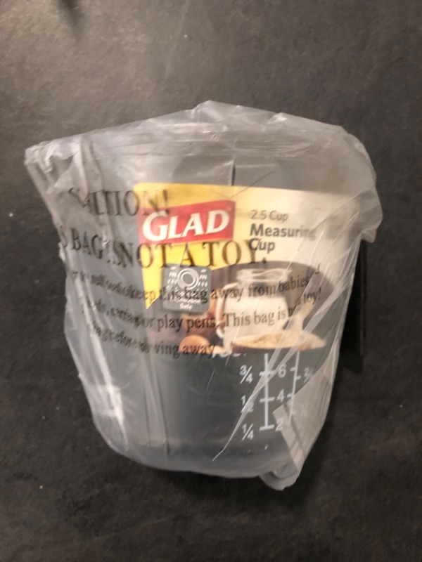 Photo 2 of Glad 2.5 Cup Measuring cup 600mL GLD-71143 Clear Black/gray Pack of 3