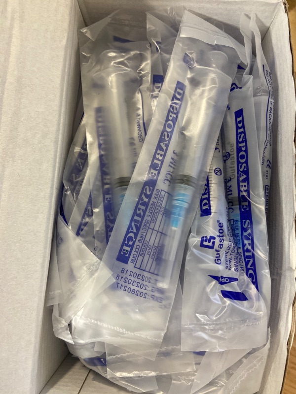 Photo 2 of 100Pack 3ml/cc with 23Ga 1.0” Safety Individually Wrapped