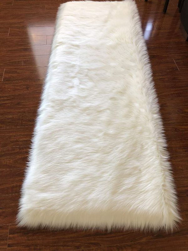 Photo 2 of LAMBZY Faux Sheepskin Super Soft Hypoallergenic Rectangular Area Rug Plush Fur, Luxury Shaggy Silky Carpet for Bedrooms Rugs Living Room Kids Rooms Sofa Floor (2'6"x6',75x180 cm,White)
