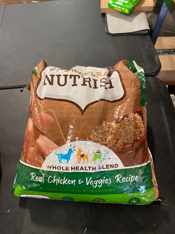 Photo 1 of Rachael Ray Nutrish Premium Natural Dry Dog Food, Real Chicken & Veggies Recipe, 40 Pound Bag (Packaging May Vary)
1/3 of Bag Gone
