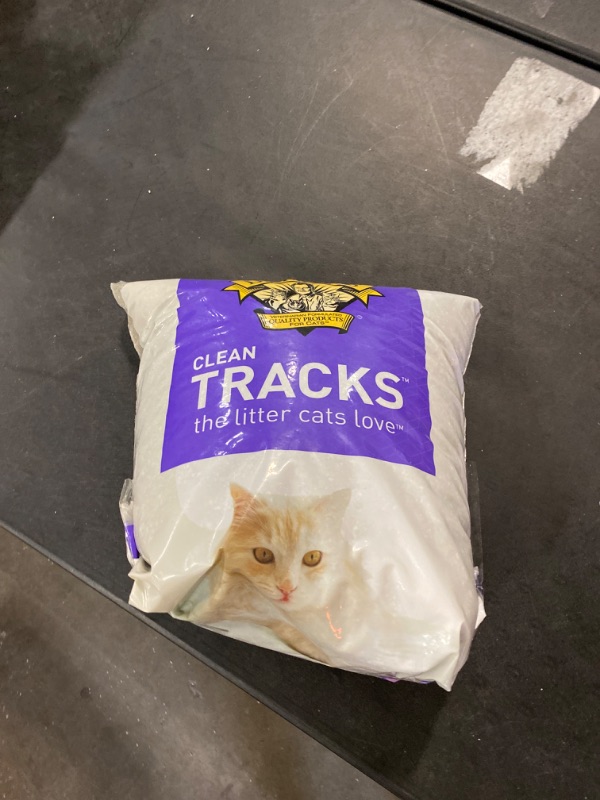 Photo 2 of Dr. Elsey's Precious Cat Clean Tracks Clumping Multi-Cat Clay Cat Litter - Unscented, Low Tracking
