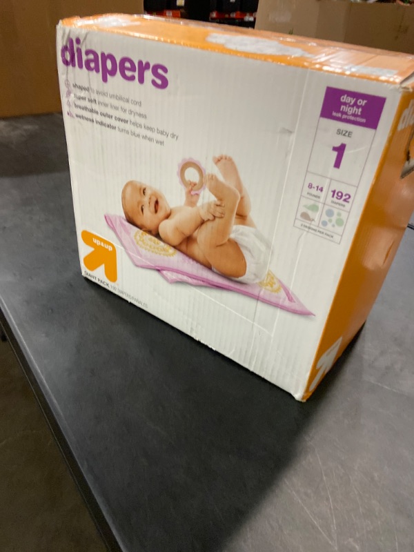 Photo 1 of Up&Up Diapers Giant Pack Day or Night Leak Protection 8-14 lbs - Size 1 - 192ct
