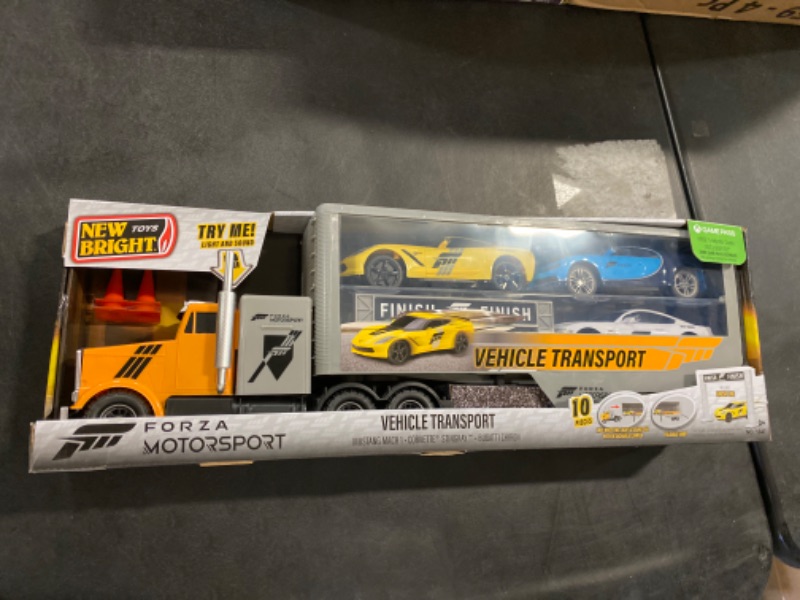 Photo 2 of New Bright Forza Motorsport Hauler Set - 1:24 Scale