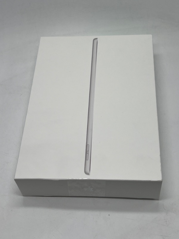 Photo 3 of Apple 2021 10.2-inch iPad (Wi-Fi, 64GB) - Silver (9th Generation) WiFi 64GB Silver