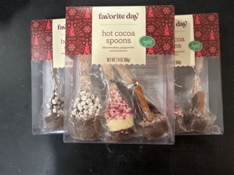 Photo 2 of 3 PACK Holiday Hot Cocoa Spoons Marshmallow, Peppermint, and Cinnamon - 2.4oz - Favorite Day™
