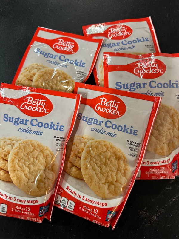 Photo 2 of 5 PACK Betty Crocker Sugar Cookie Mix Makes Twelve (12) 2-inch Cookies 6.25 Oz.
