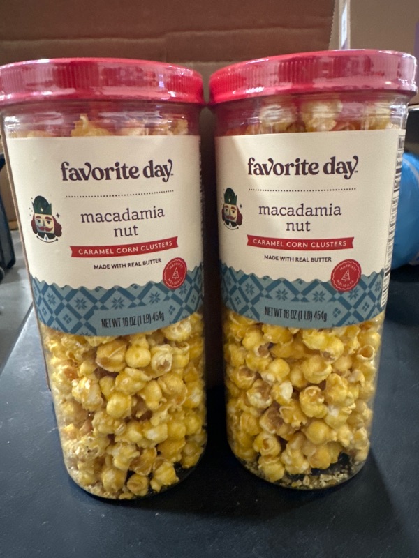 Photo 1 of 2 PACK Holiday Macadamia Nut Caramel Corn Clusters - 16oz - Favorite Day™
