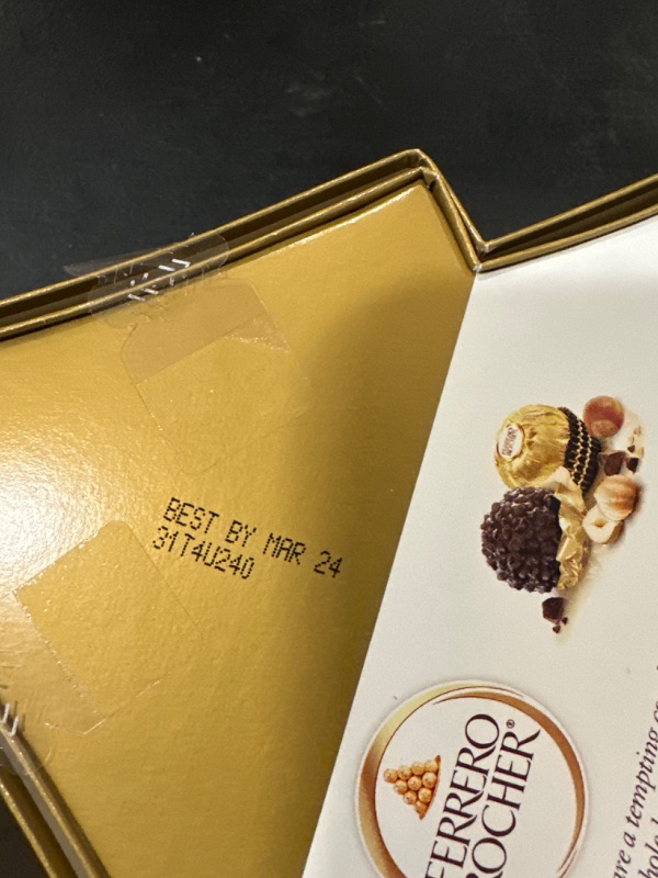 Photo 4 of Ferrero Rocher Premium Milk Chocolate Hazelnut Luxury Chocolate Holiday Gift 12 Count
